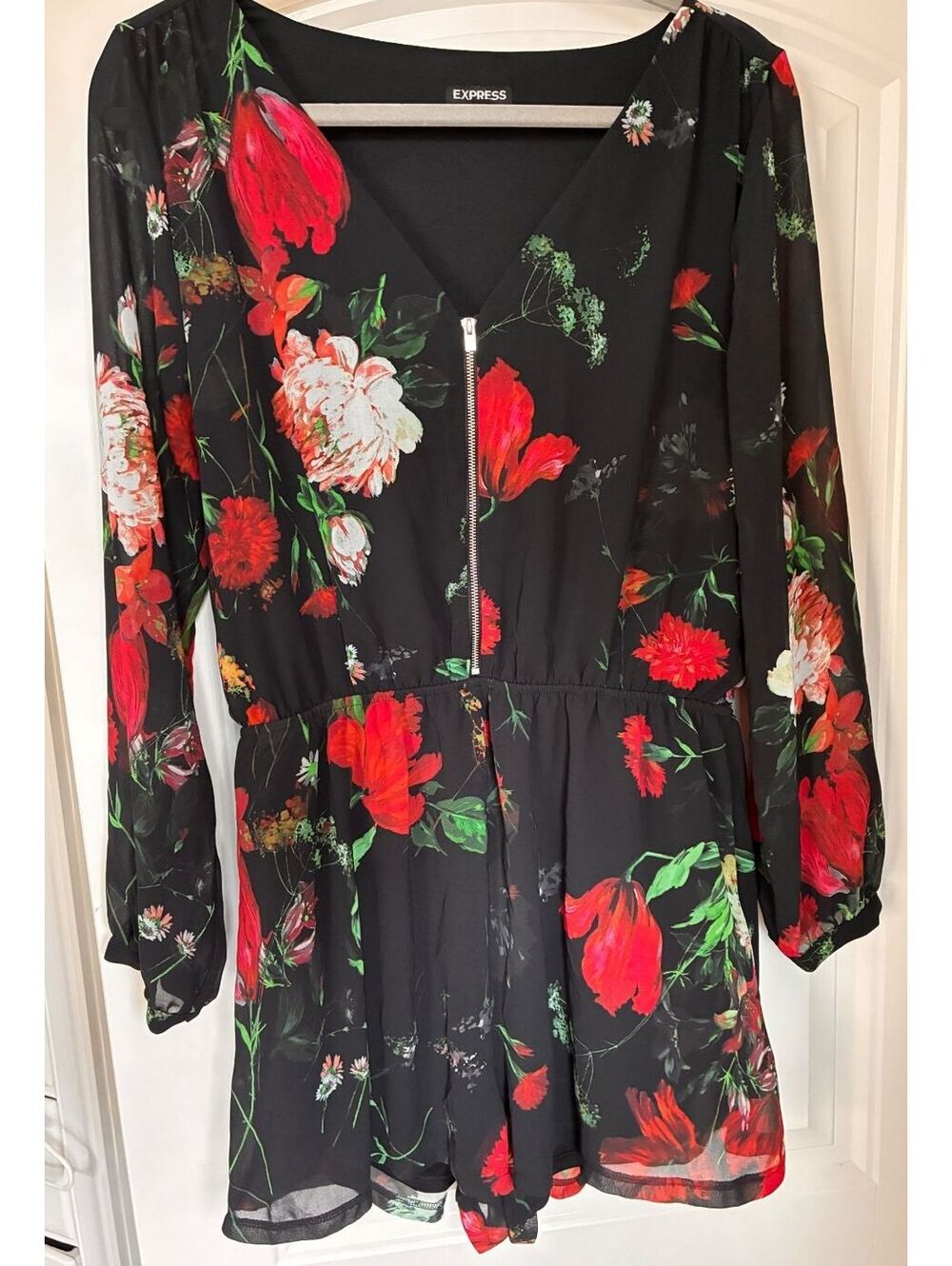 Express Floral Print Black Polyester Romper with Front Zipper, Size Medium
